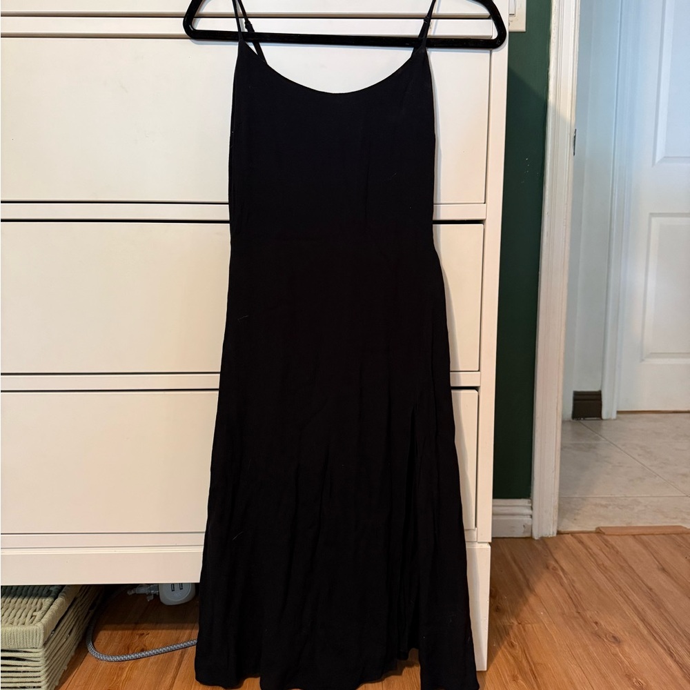Wilfred Elegant Black Midi Dress